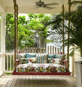 september_blog1_daybed_porch_swing_myhomeideas